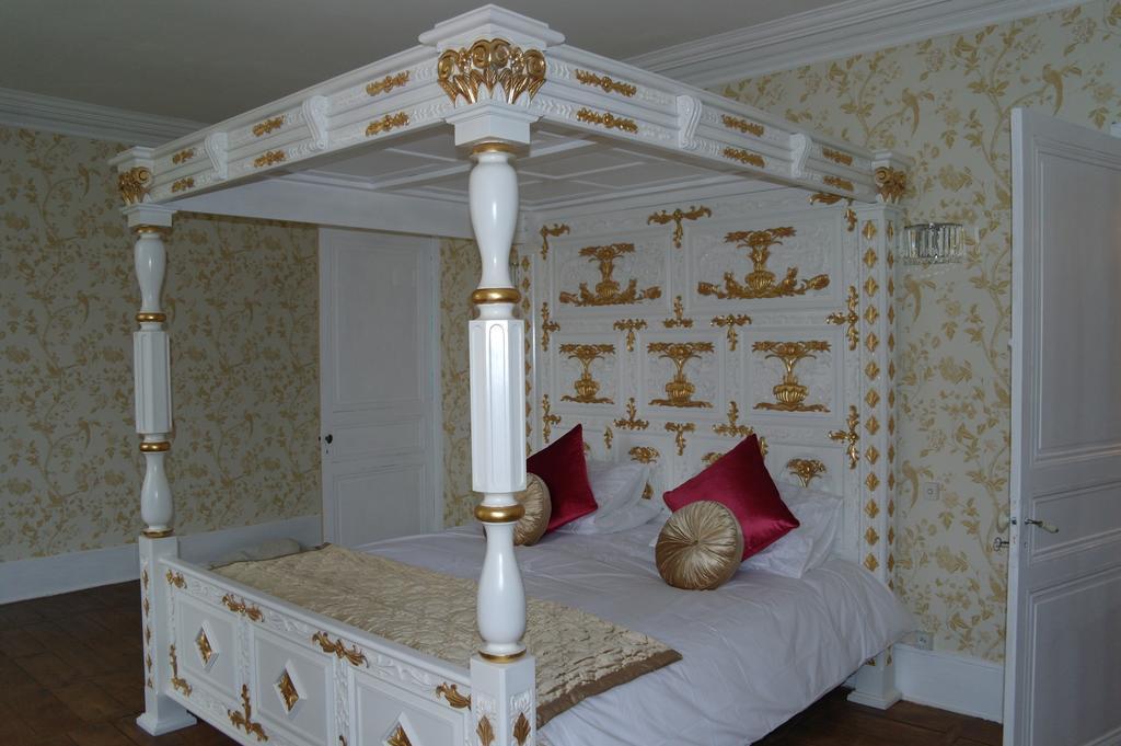 Le Chalet De Luxe Acomodação com café da manhã Saint-Séverin Quarto foto